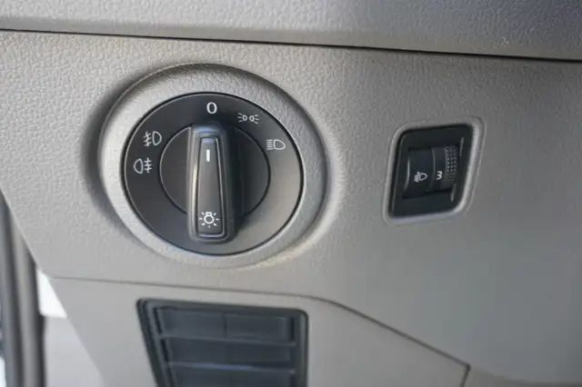 Volkswagen Crafter view 13