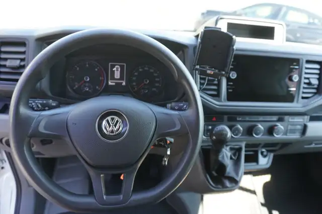 Volkswagen Crafter view 11
