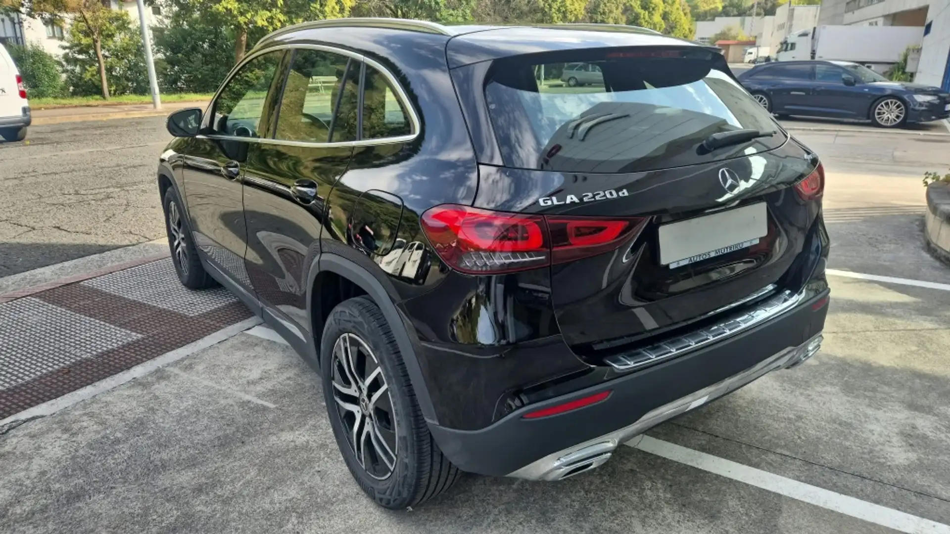 Mercedes-Benz GLA 220 220d 4Matic 8G-DCT Negro - 2