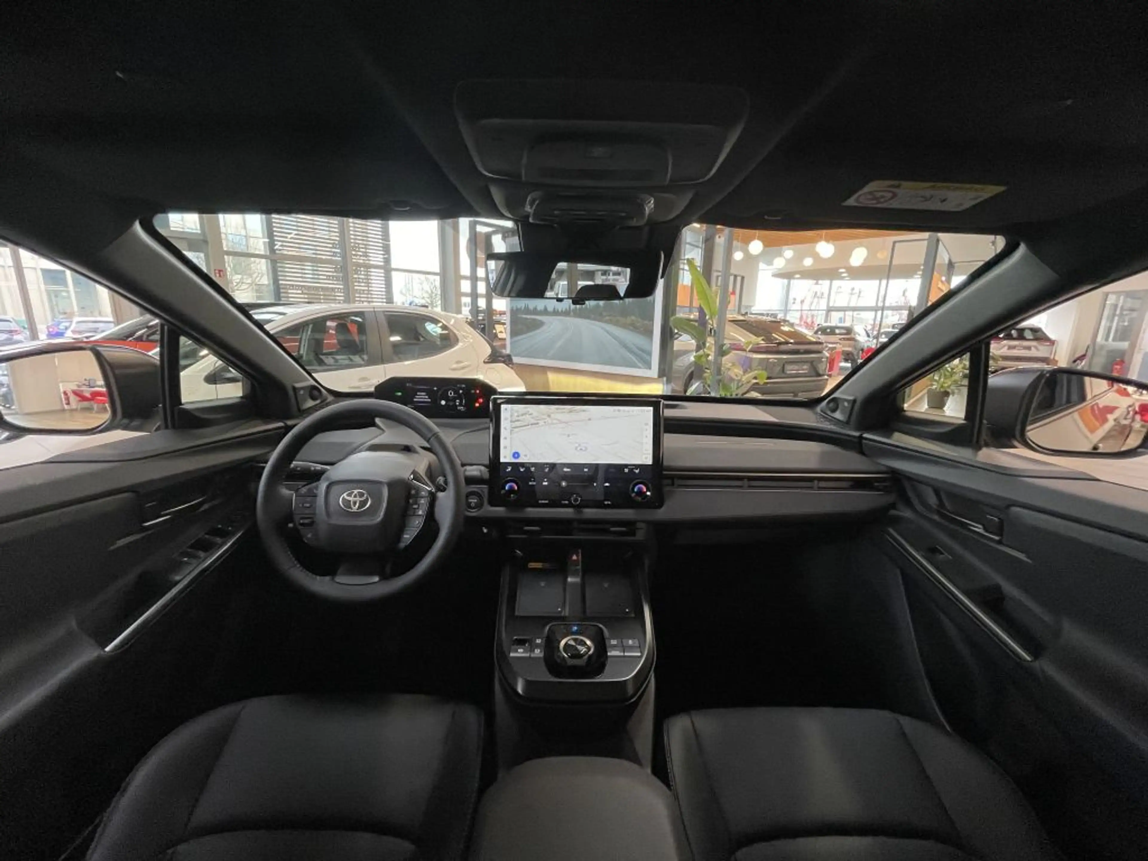Toyota bZ4X Lounge — photo 11