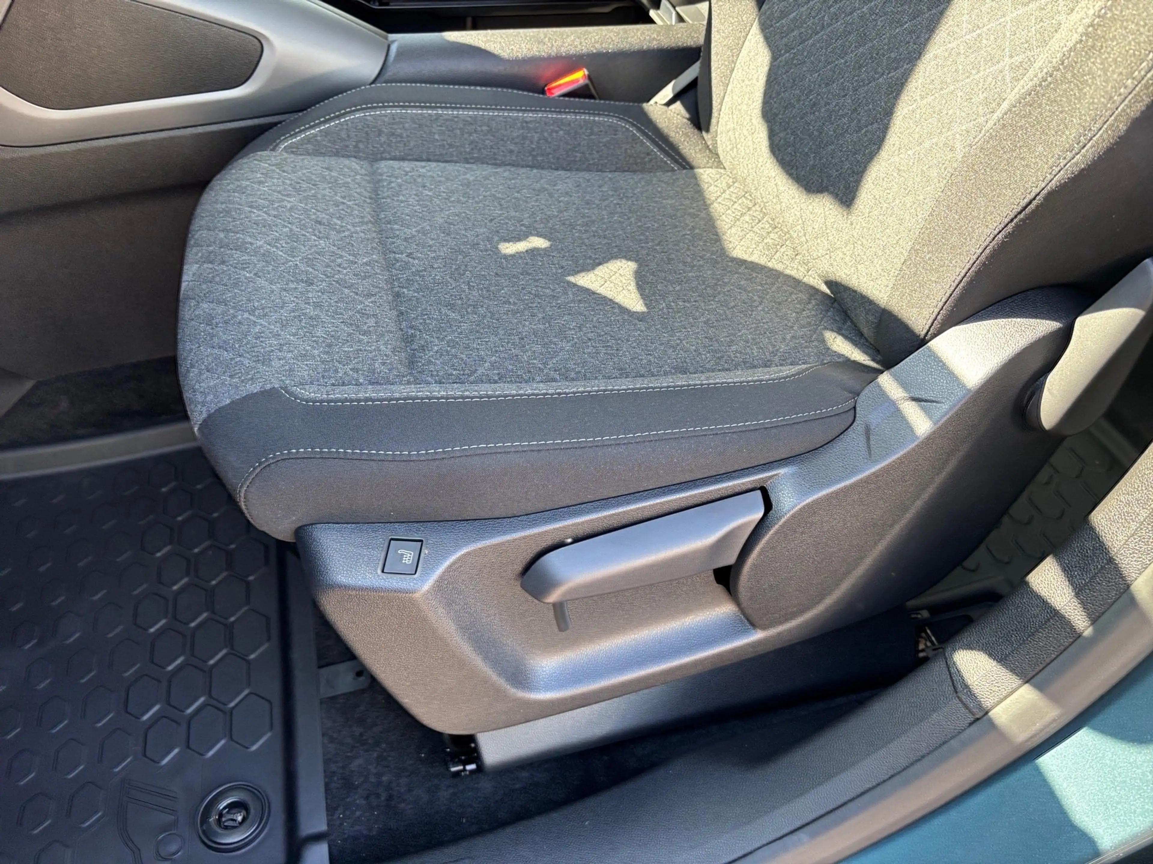 Opel Combo Life E 1.5 CDTI  GS 2xKlima Facelift Kam. — photo 8