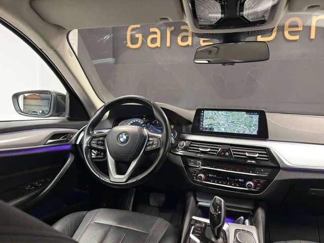 BMW 520 — photo 10
