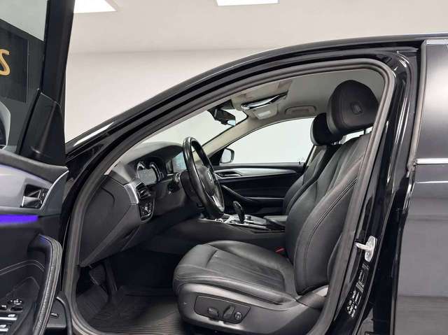 BMW 520 — photo 11