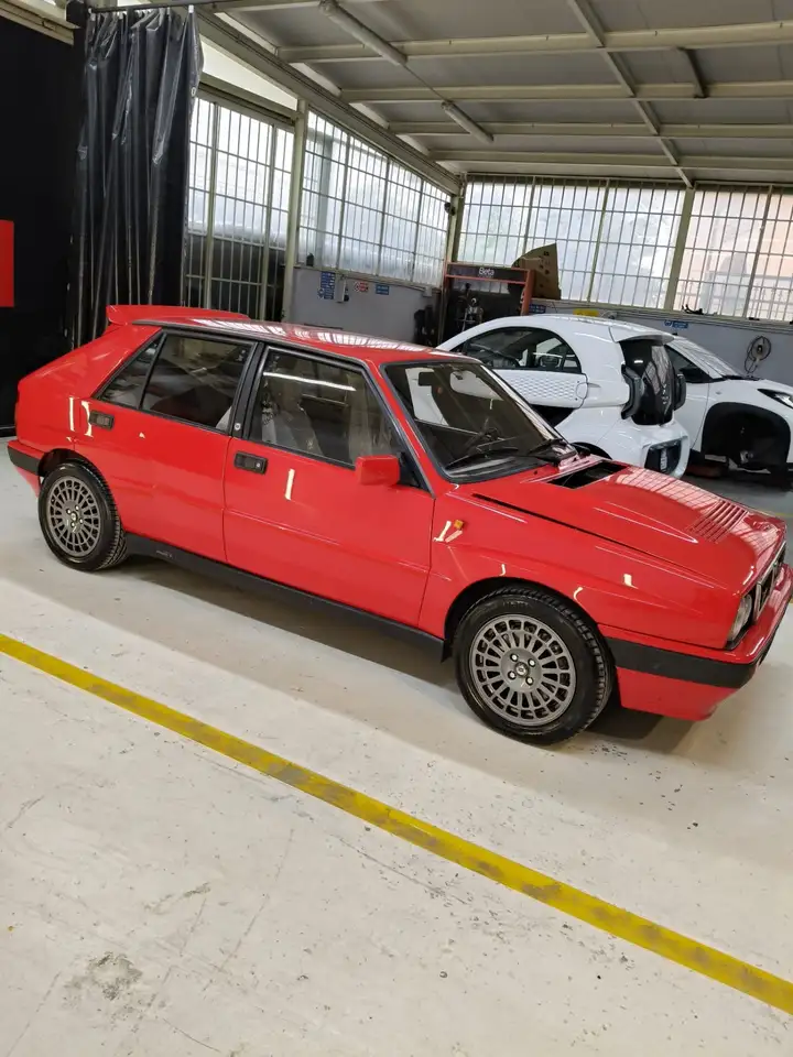 Lancia Delta 2.0 16v HF Integrale, foto 1