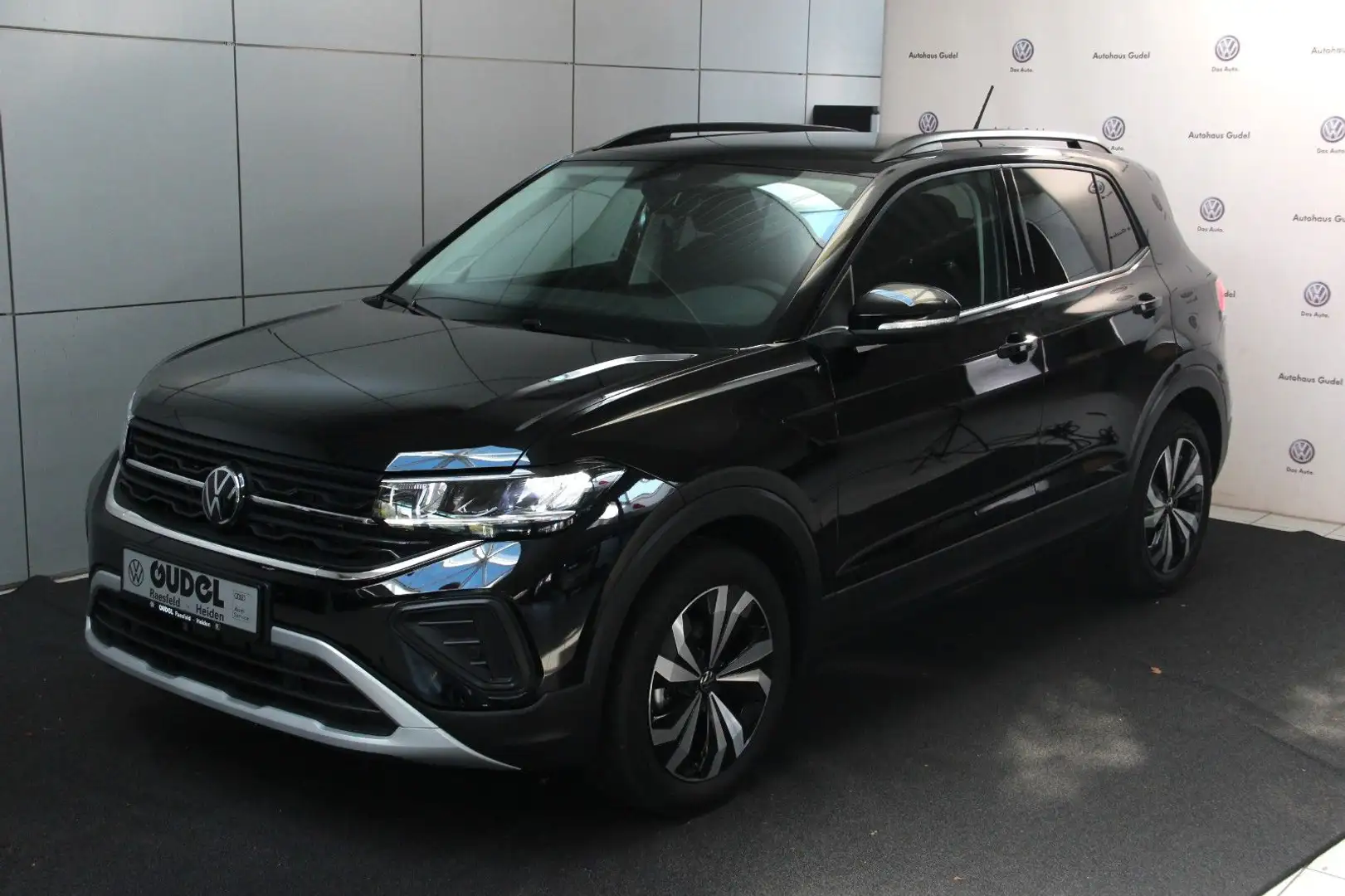 Volkswagen T-Cross 1.0 TSI Life I ACC AppC. LED Kessy Sitzh Negro - 2
