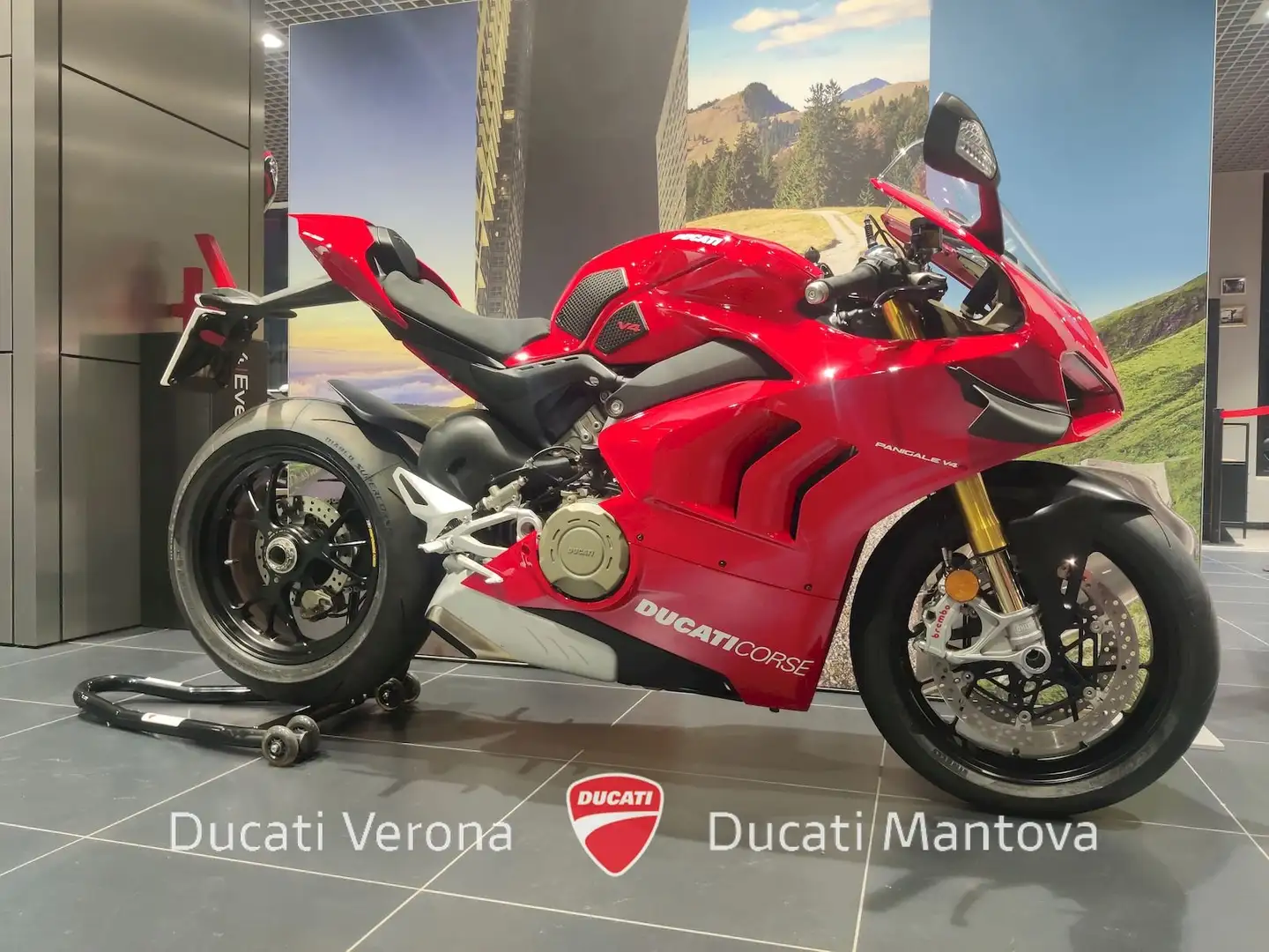 Ducati Panigale V4 Panigale V4S crvena - 2