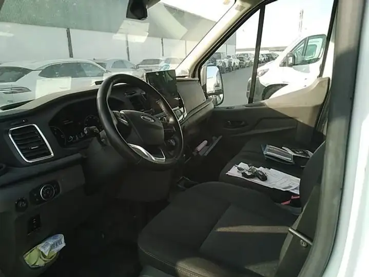 Ford Transit 2023, foto 7