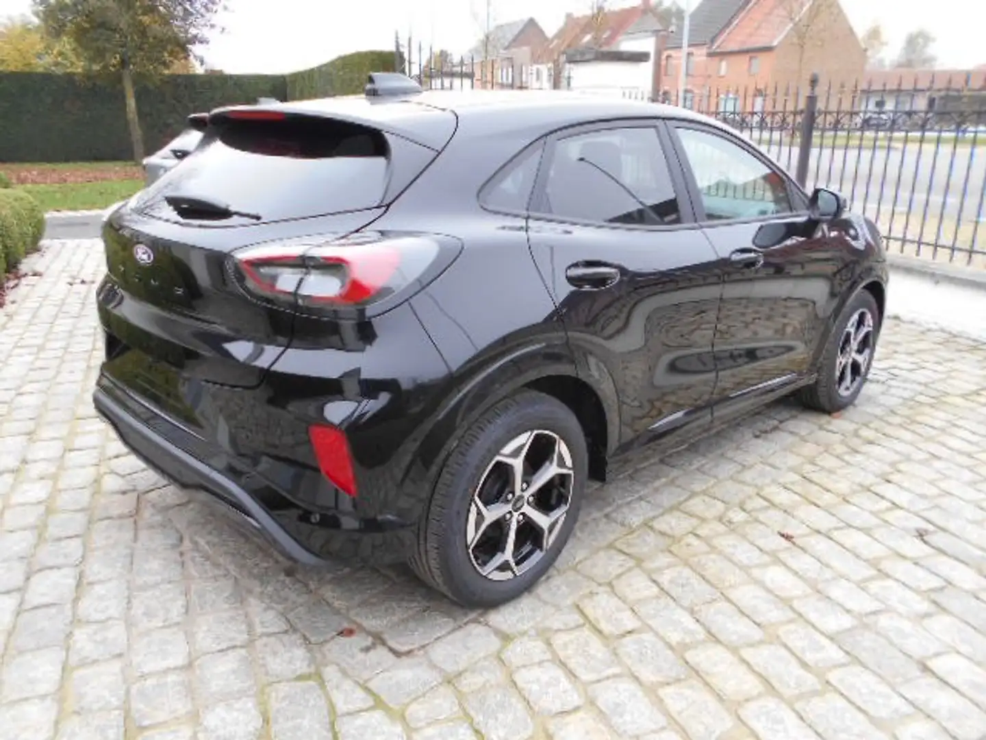Ford Puma 1.0 EcoBoost Hybrid Aut. ST-LINE - 2