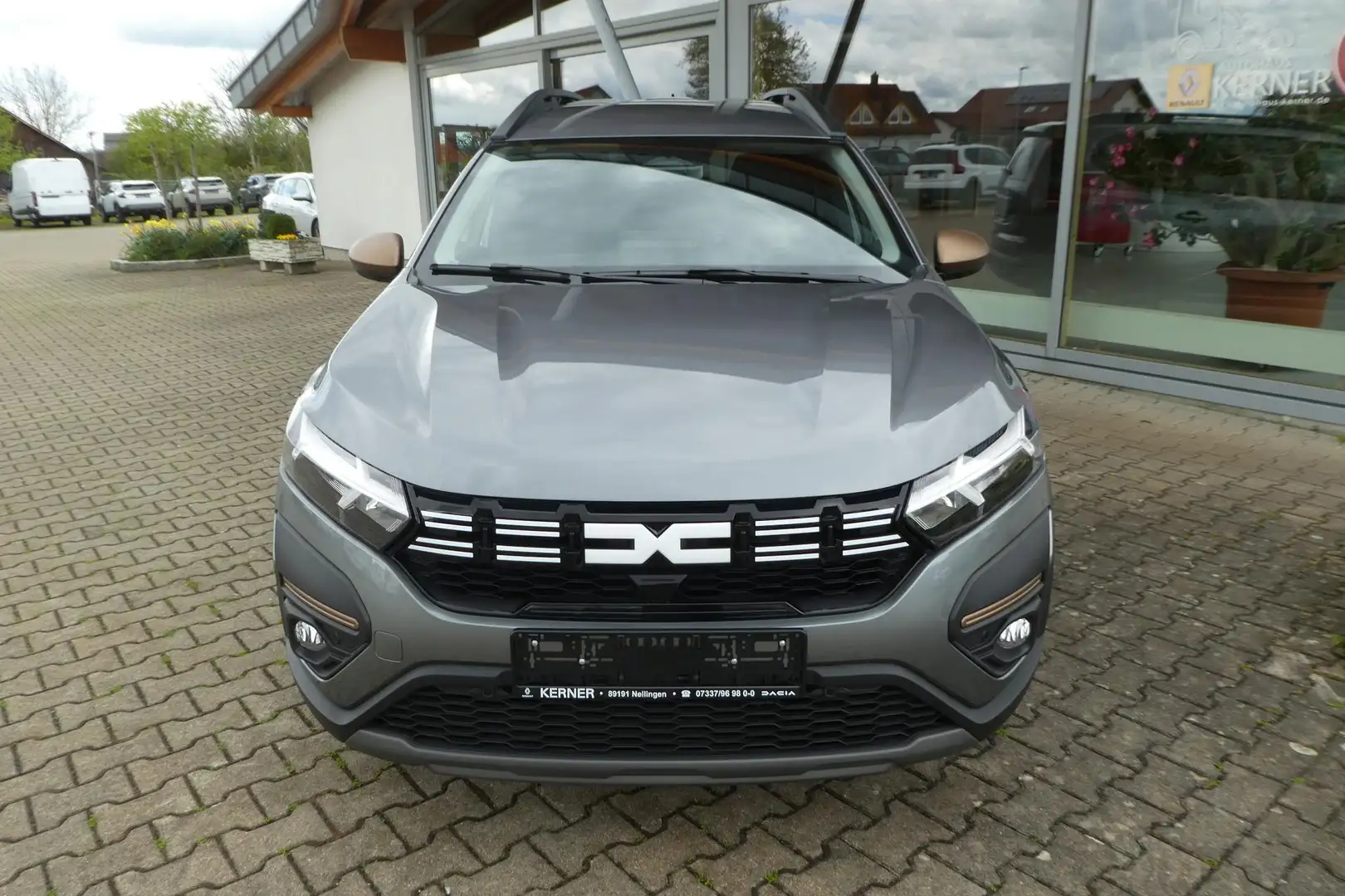 Dacia Jogger 1.0 TCe 110 Extreme+ 7-Sitzer 81 kW (110 PS), S... Gris - 2