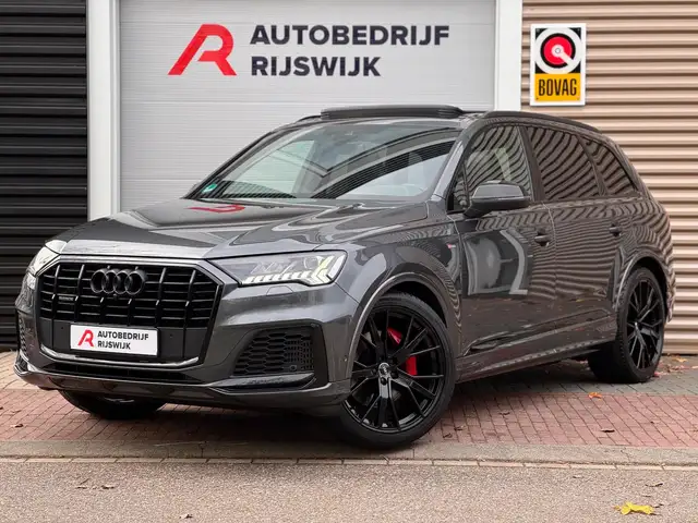 Audi Q7 55 TFSI quattro SQ7 RS zetels/Matrix/Lucht/Pano