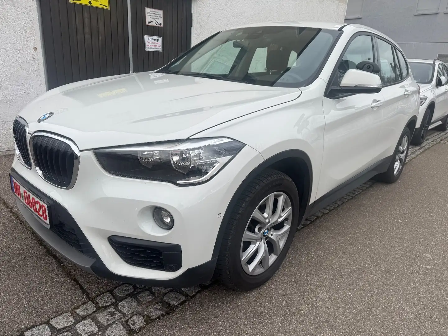 BMW X1 sDrive 18 d  Fahrschule Blanc - 1