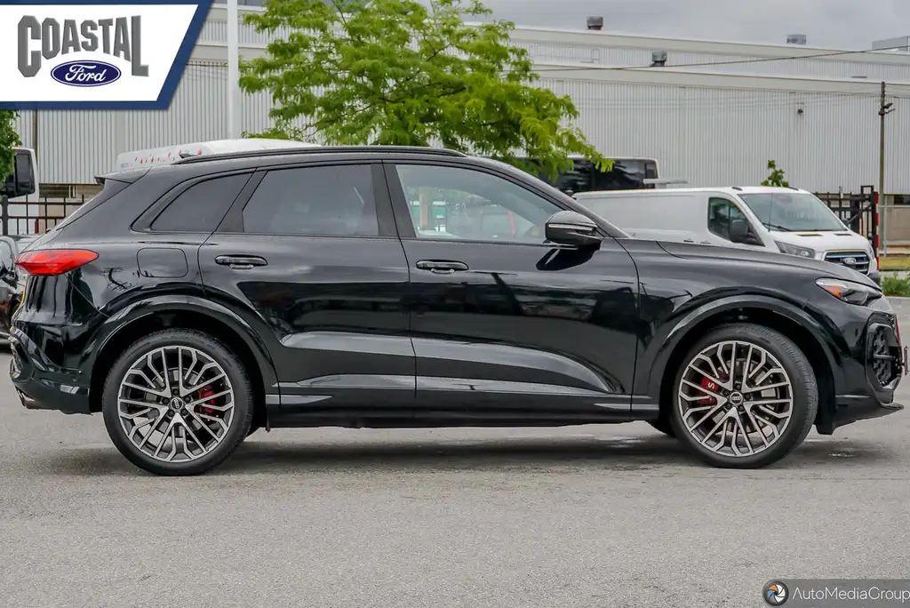 Audi Sq5 2025 photo 4