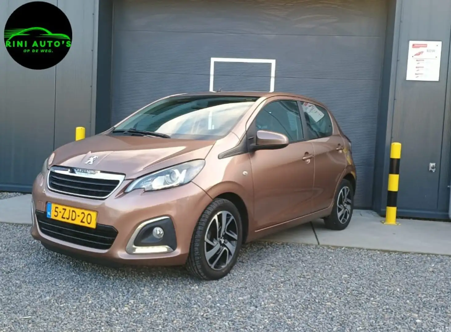 Peugeot 108 108 1.2 VTi Allure Bruin - 1