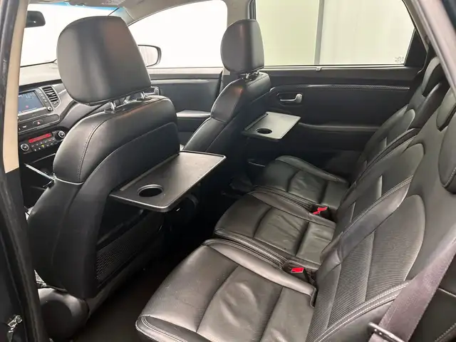 Kia Carens view 20