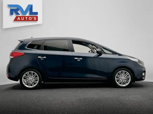 Kia Carens view 5