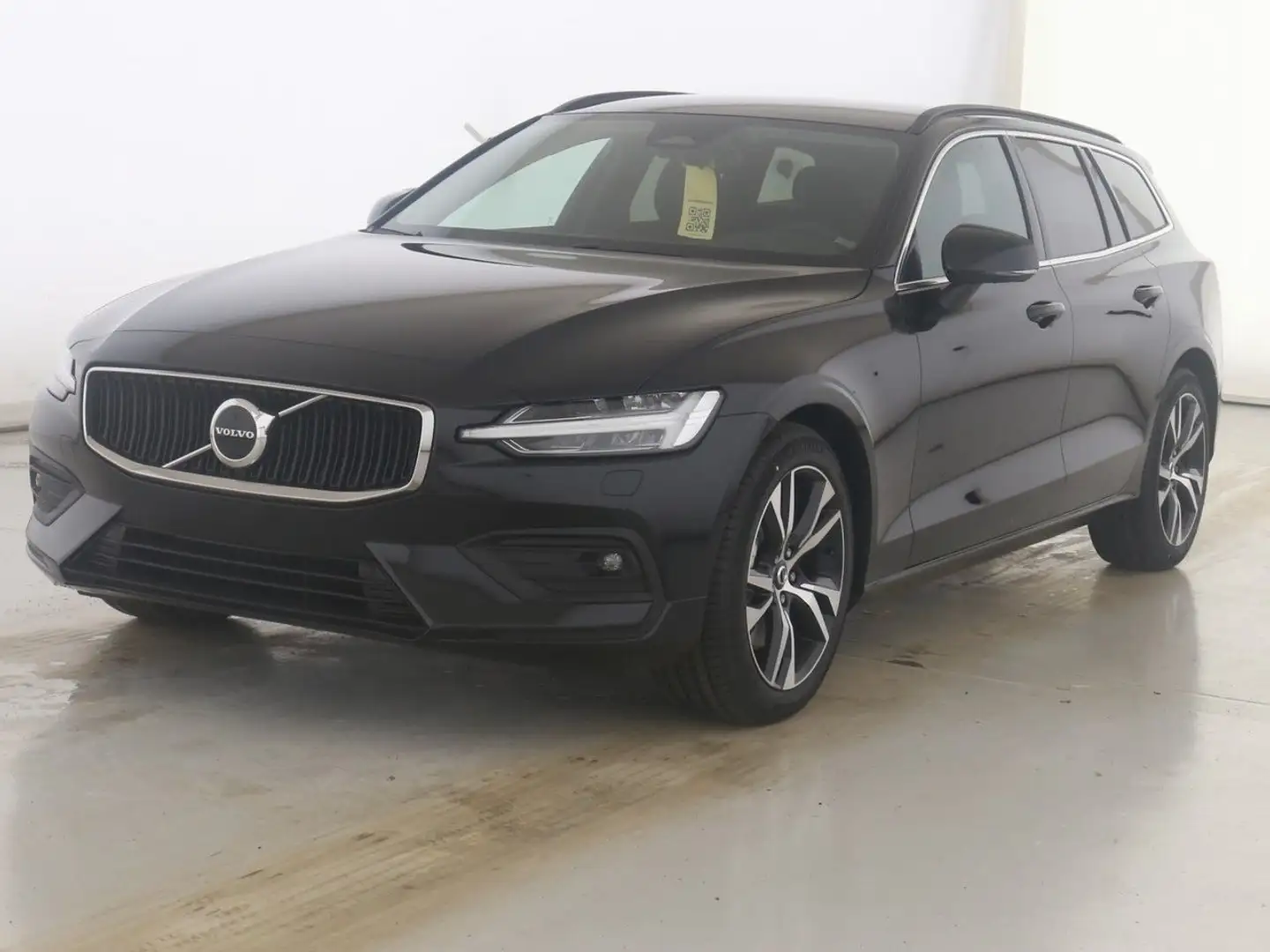 Volvo V60 B4 Mild- Hybrid Benzin Kombi Core Autom. Negro - 1