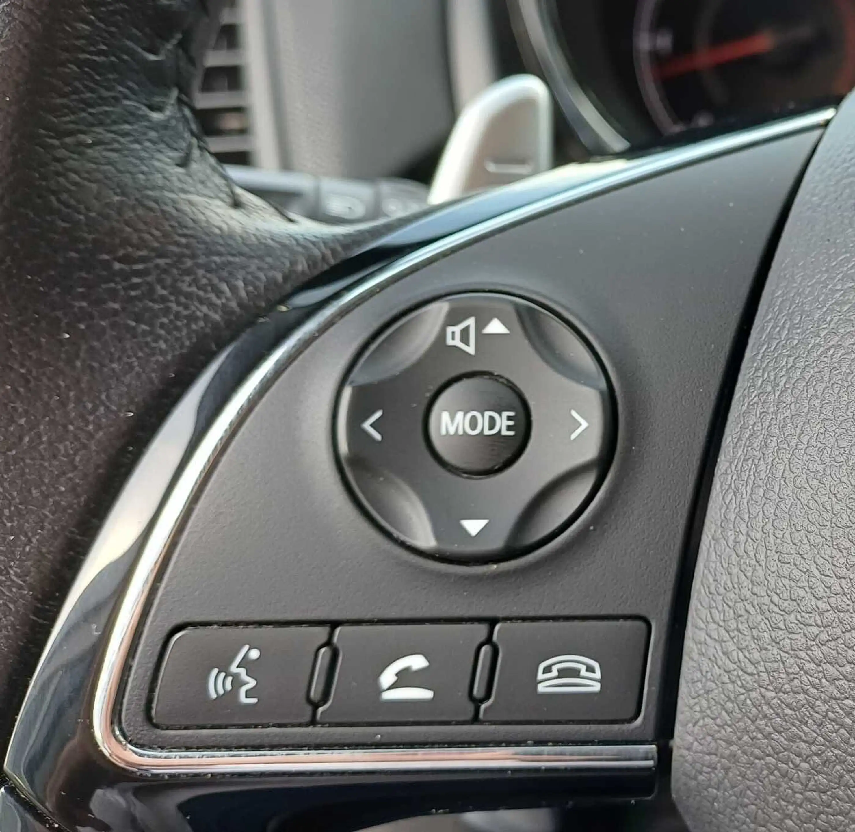 Mitsubishi ASX 4x4/Autom./AHK/ PDC vo.+ hi./Kamera — photo 11