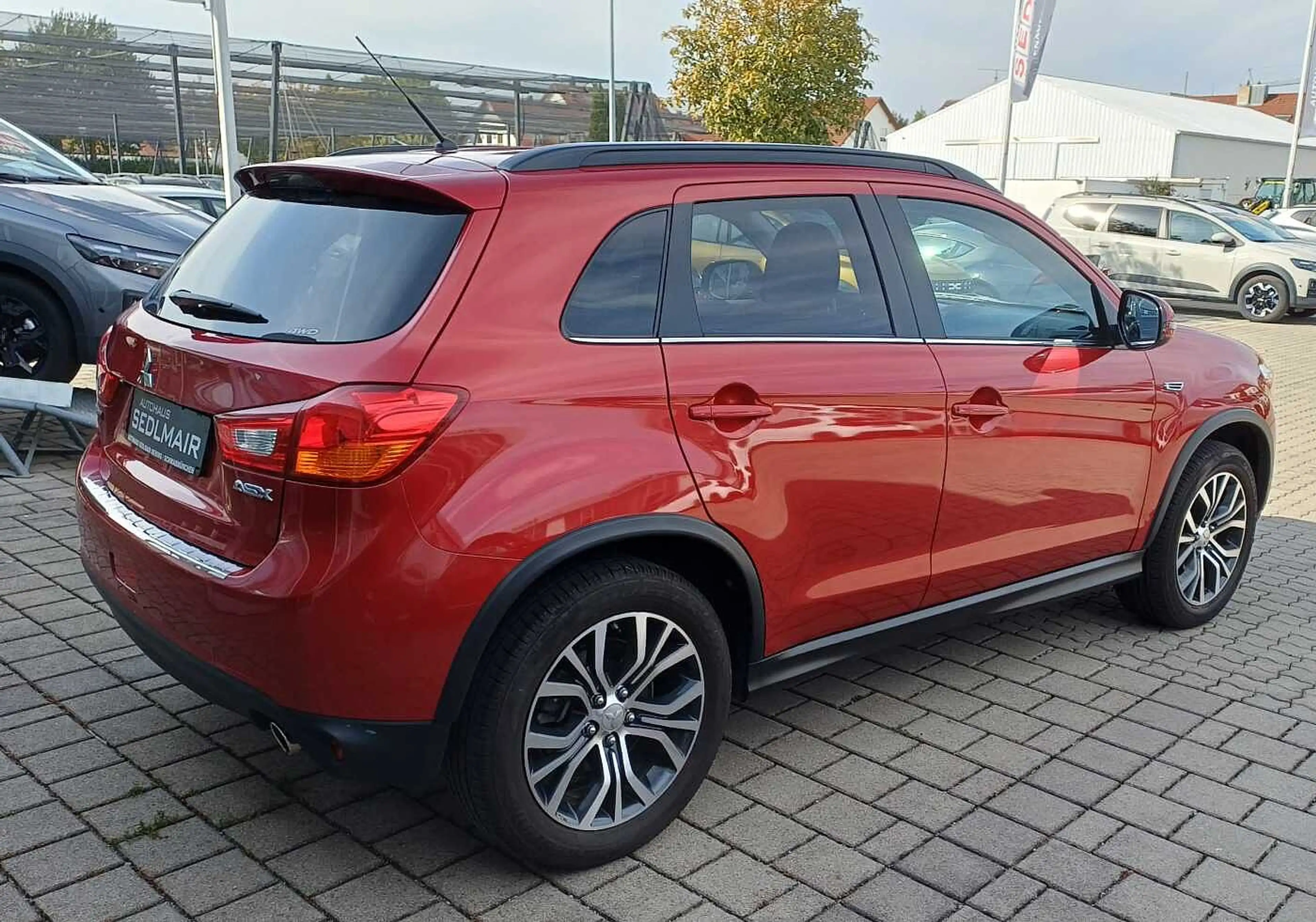 Mitsubishi ASX 4x4/Autom./AHK/ PDC vo.+ hi./Kamera — photo 4
