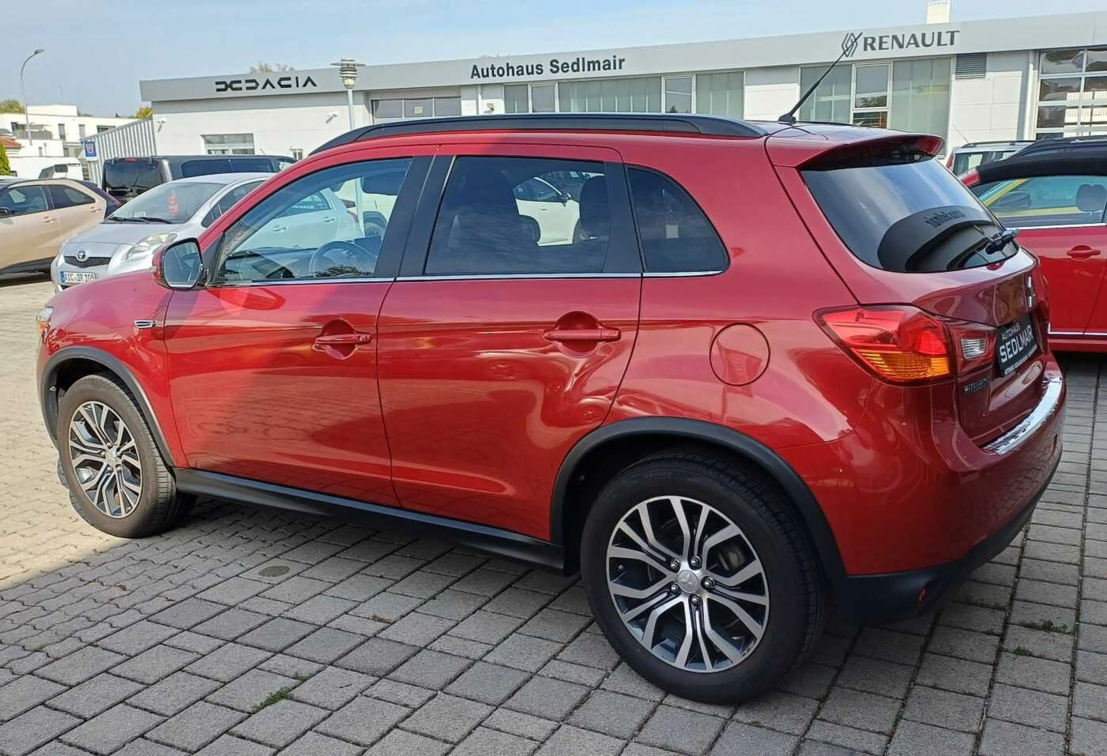 Mitsubishi ASX 4x4/Autom./AHK/ PDC vo.+ hi./Kamera — photo 5