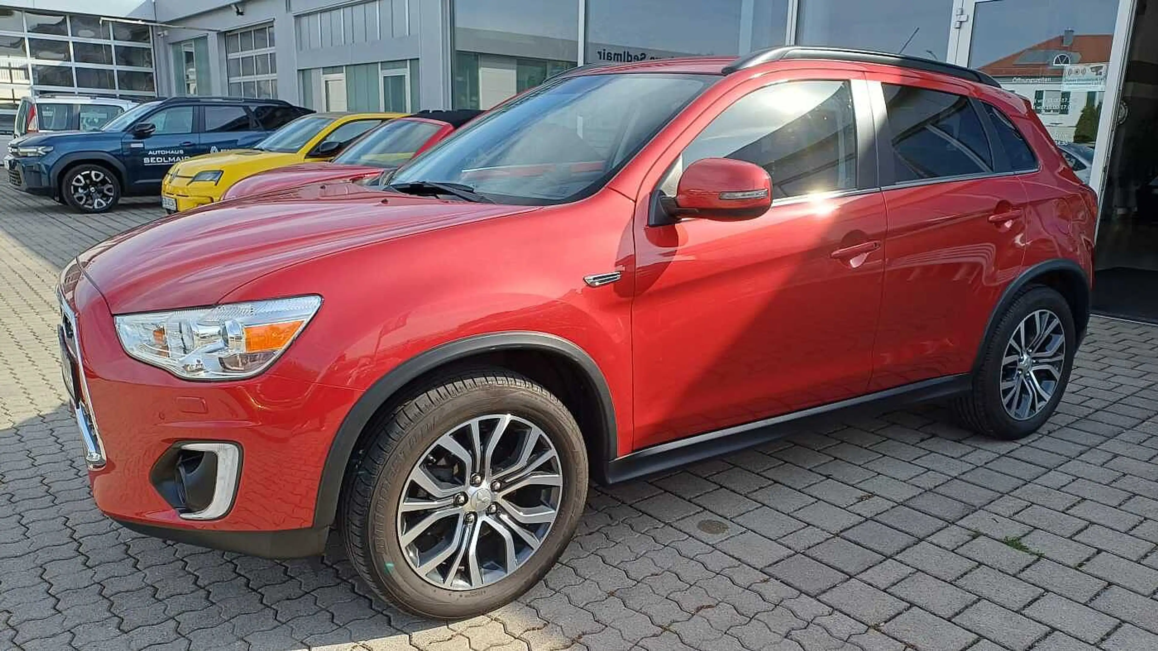 Mitsubishi ASX 4x4/Autom./AHK/ PDC vo.+ hi./Kamera — photo 2