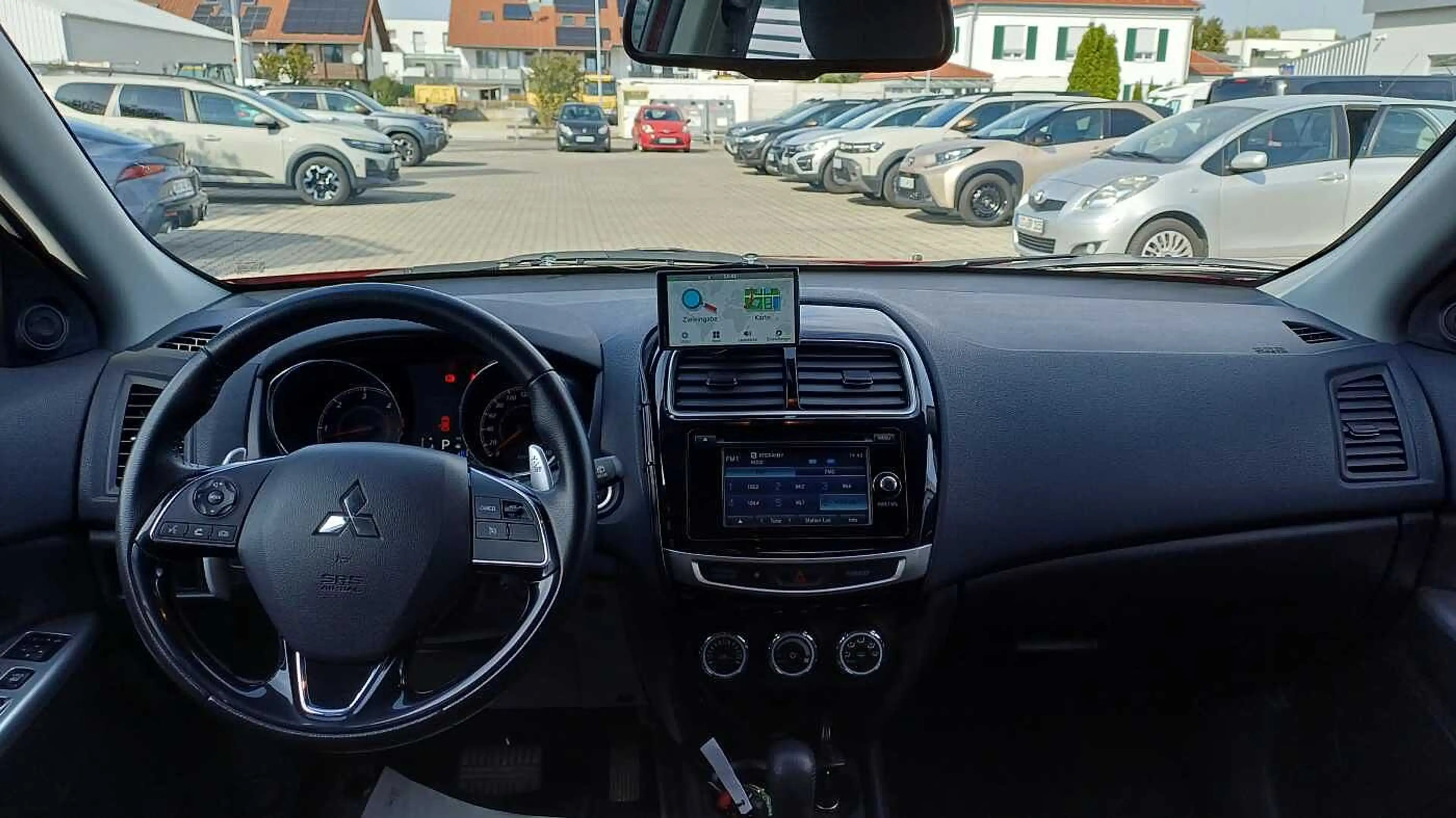 Mitsubishi ASX 4x4/Autom./AHK/ PDC vo.+ hi./Kamera — photo 7