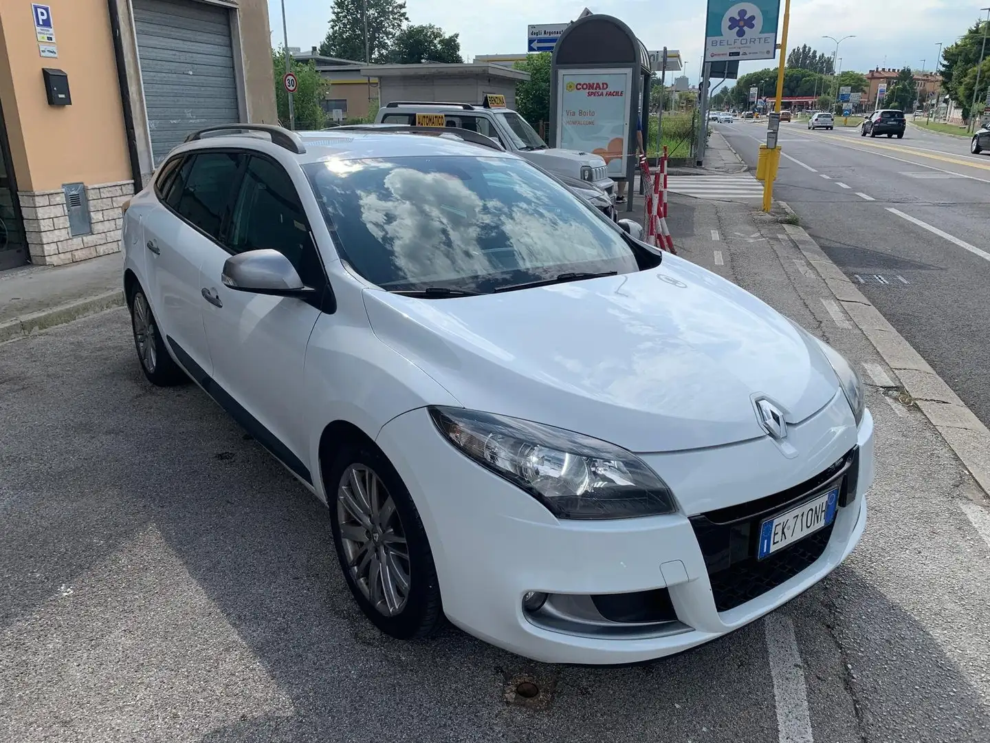 Renault Megane Megane III 2008 SporTour 1.5 dci Gt Line 110cv Bianco - 1