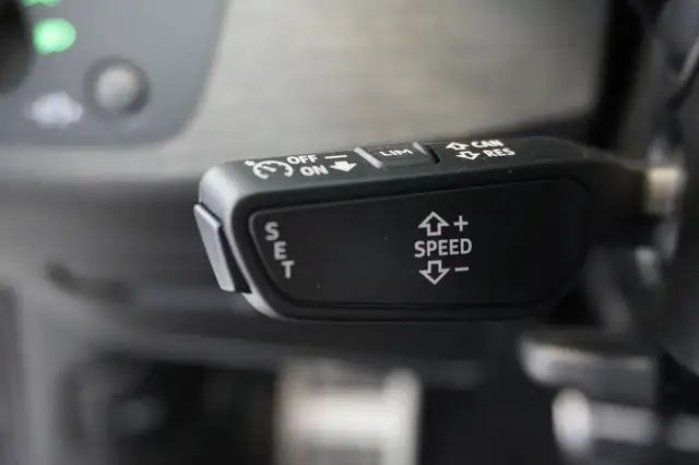 Audi A4 view 15