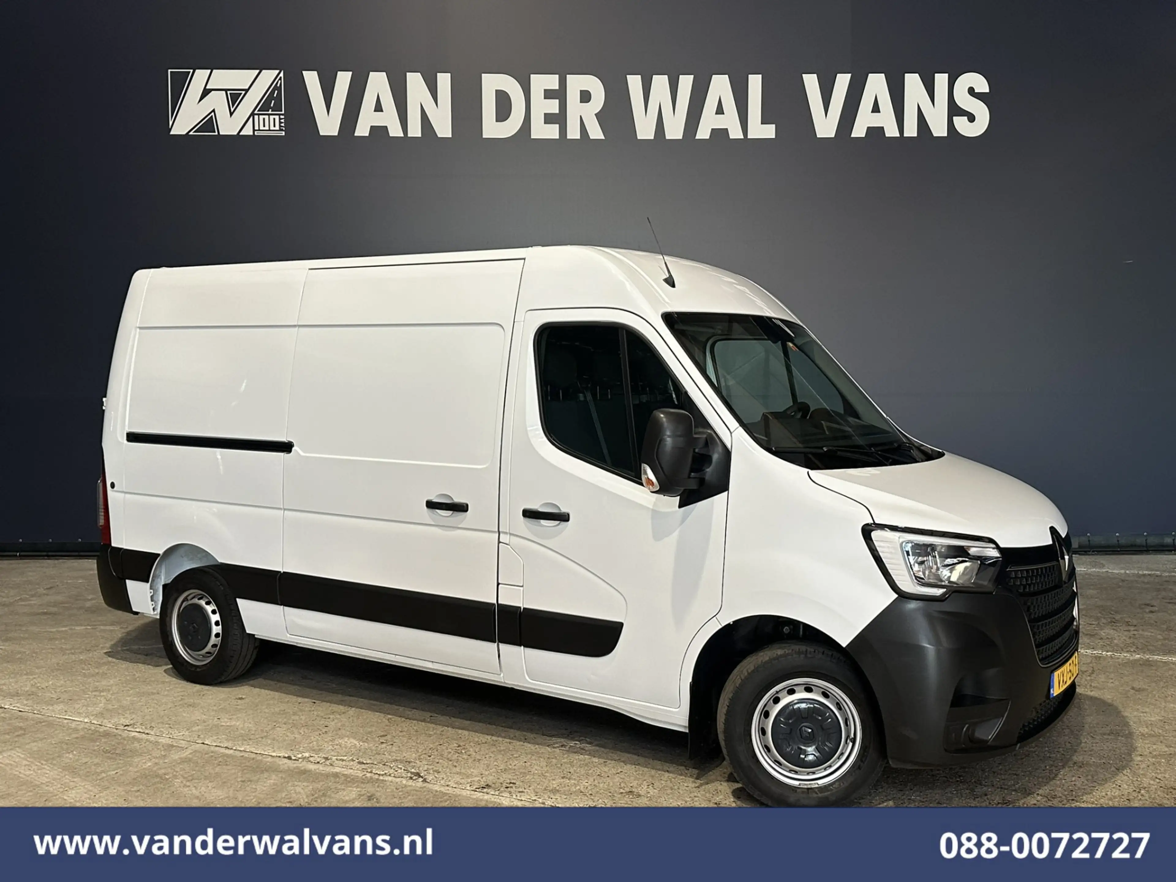 Renault Master 2.3 dCi 136pk L2H2 Euro6 Airco | Navigatie | Camer