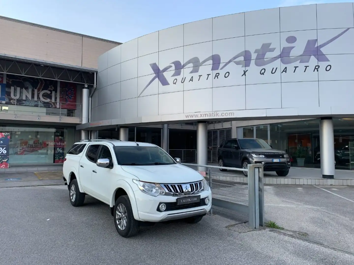 Mitsubishi L200 2.4 DI-D/181CV Double Cab Intense HARD TOP, GANCIO Blanco - 1