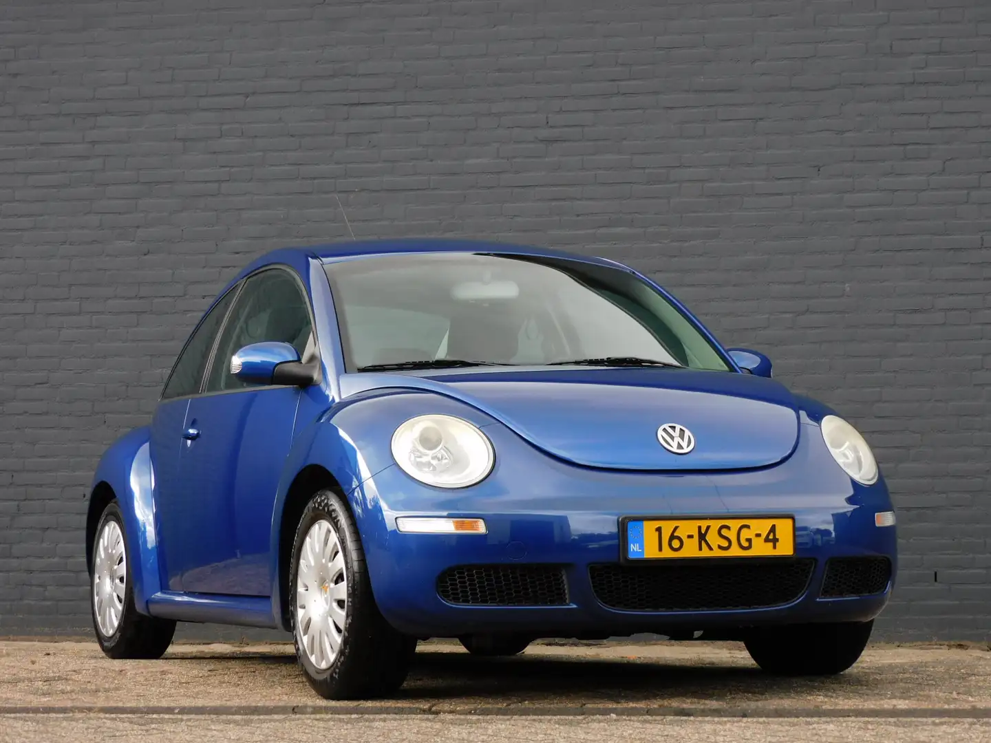 Volkswagen New Beetle 1.4-16V Trendline NETTE AUTO! NIEUWE DISTRIBUTIE! Blauw - 2