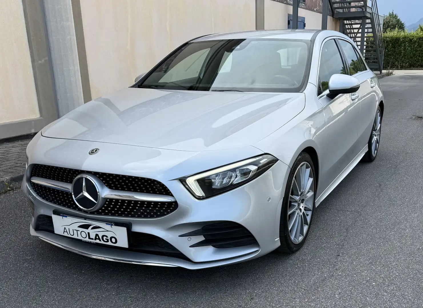 Mercedes-Benz A 180 d Premium auto Grigio - 2