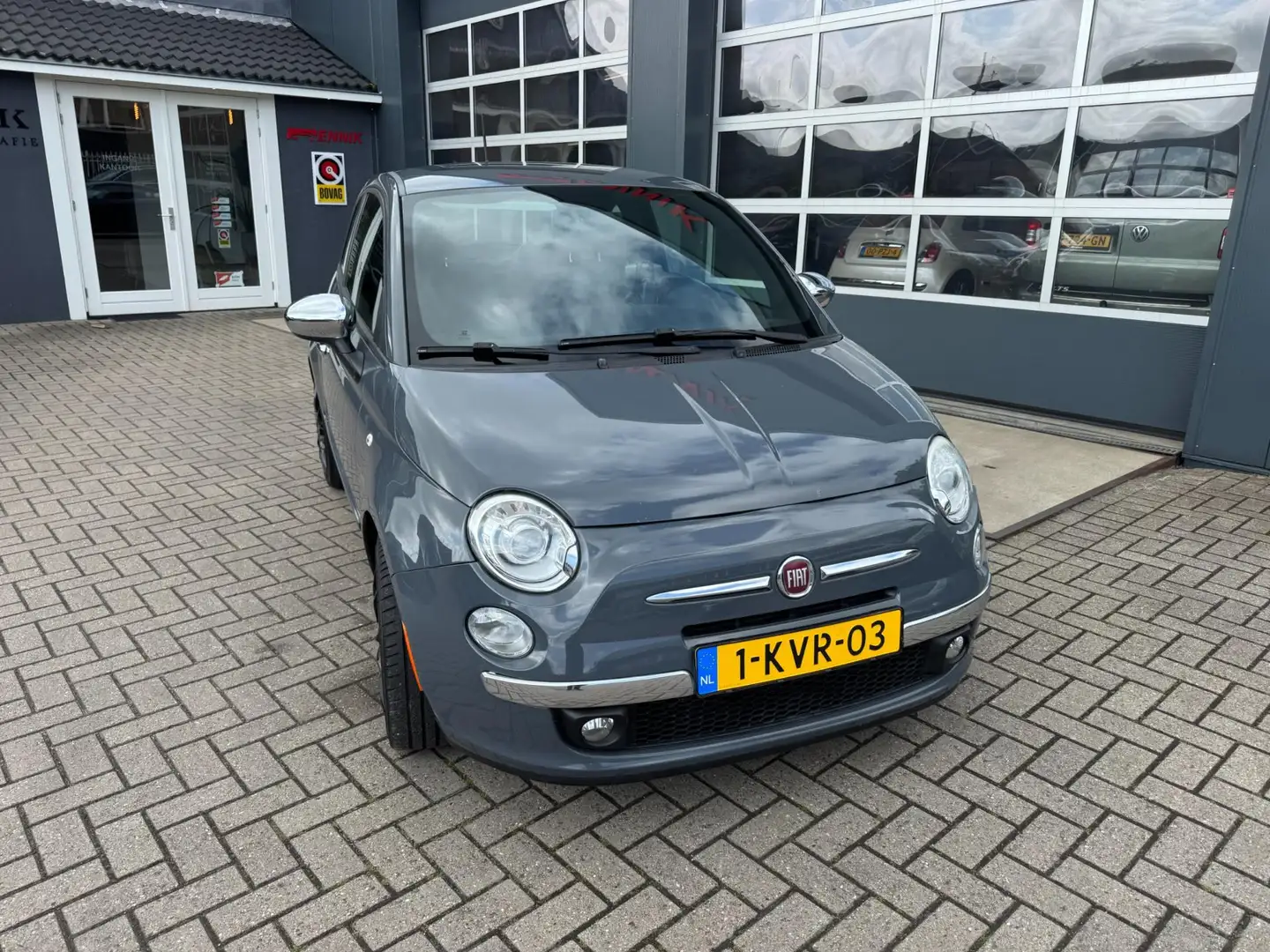 Fiat 500 0.9 TwinAir Pop / Sport / Navi / Tel / Airco / PDC Grijs - 2