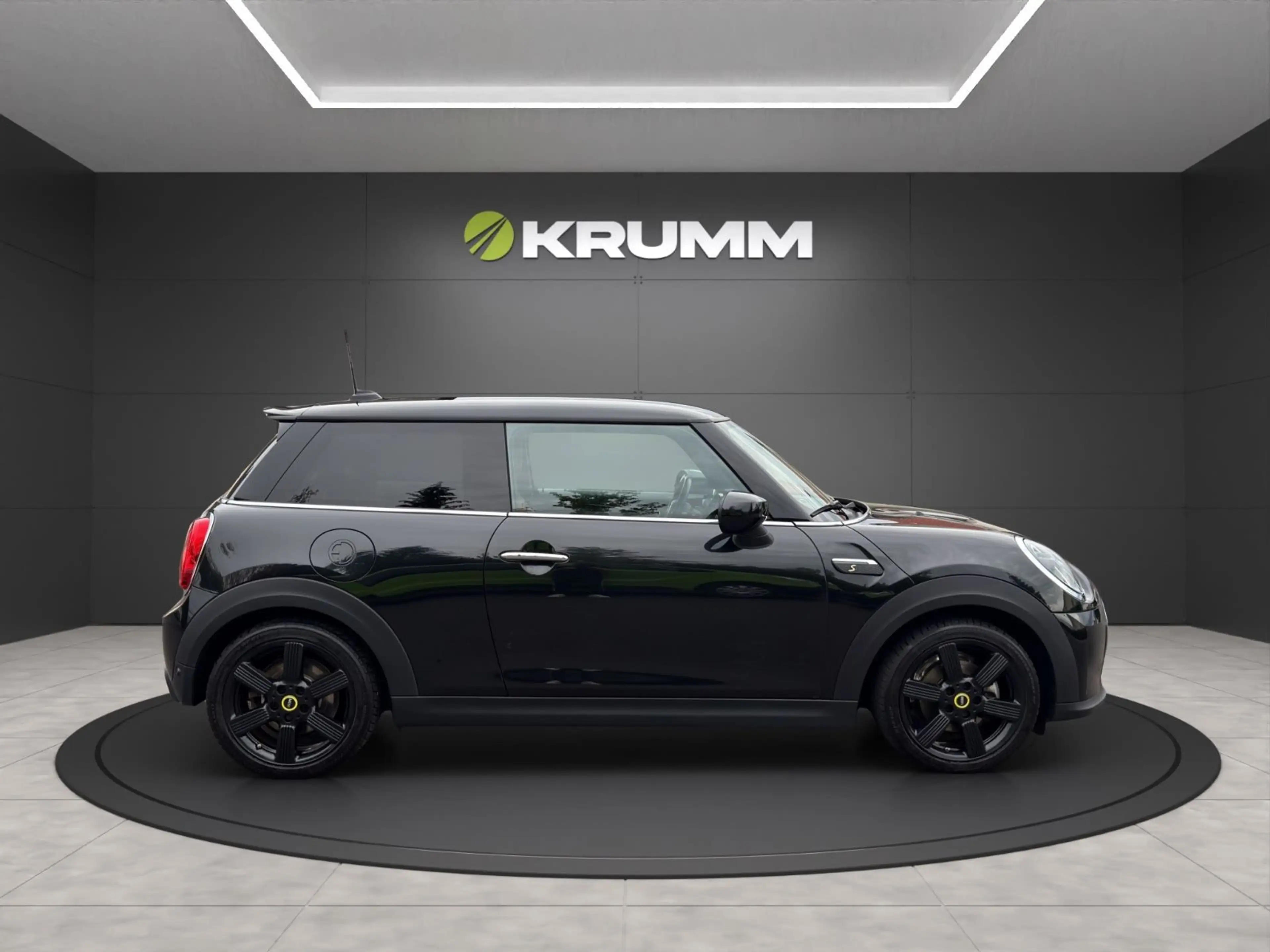 MINI Cooper SE Classic Trim Leder RFK LED Navi Keyles — photo 9