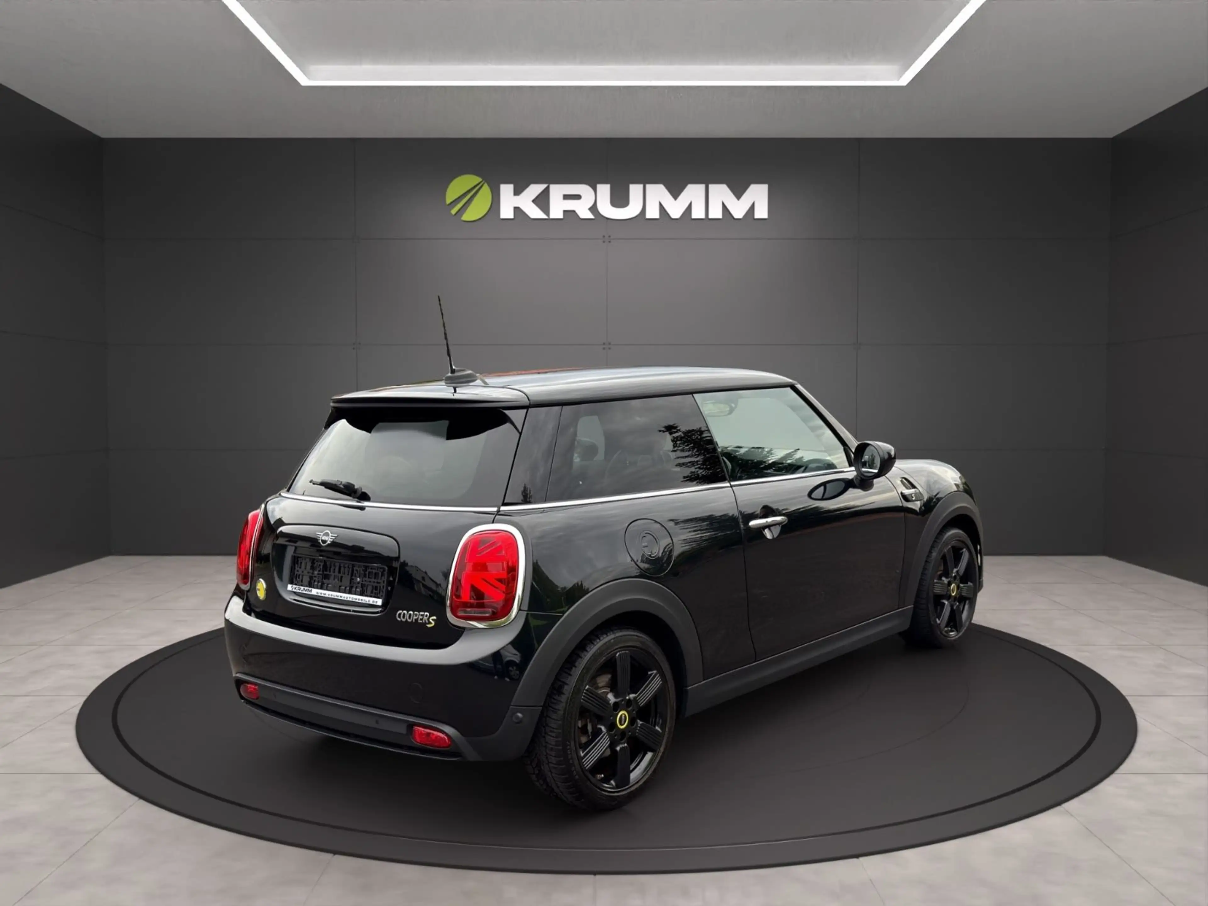 MINI Cooper SE Classic Trim Leder RFK LED Navi Keyles — photo 7