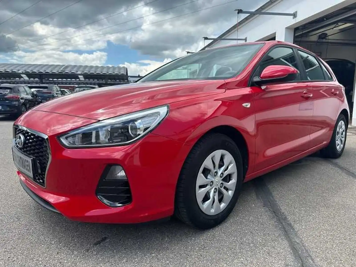 Hyundai i30 1.4 Pure / WR Rouge - 1