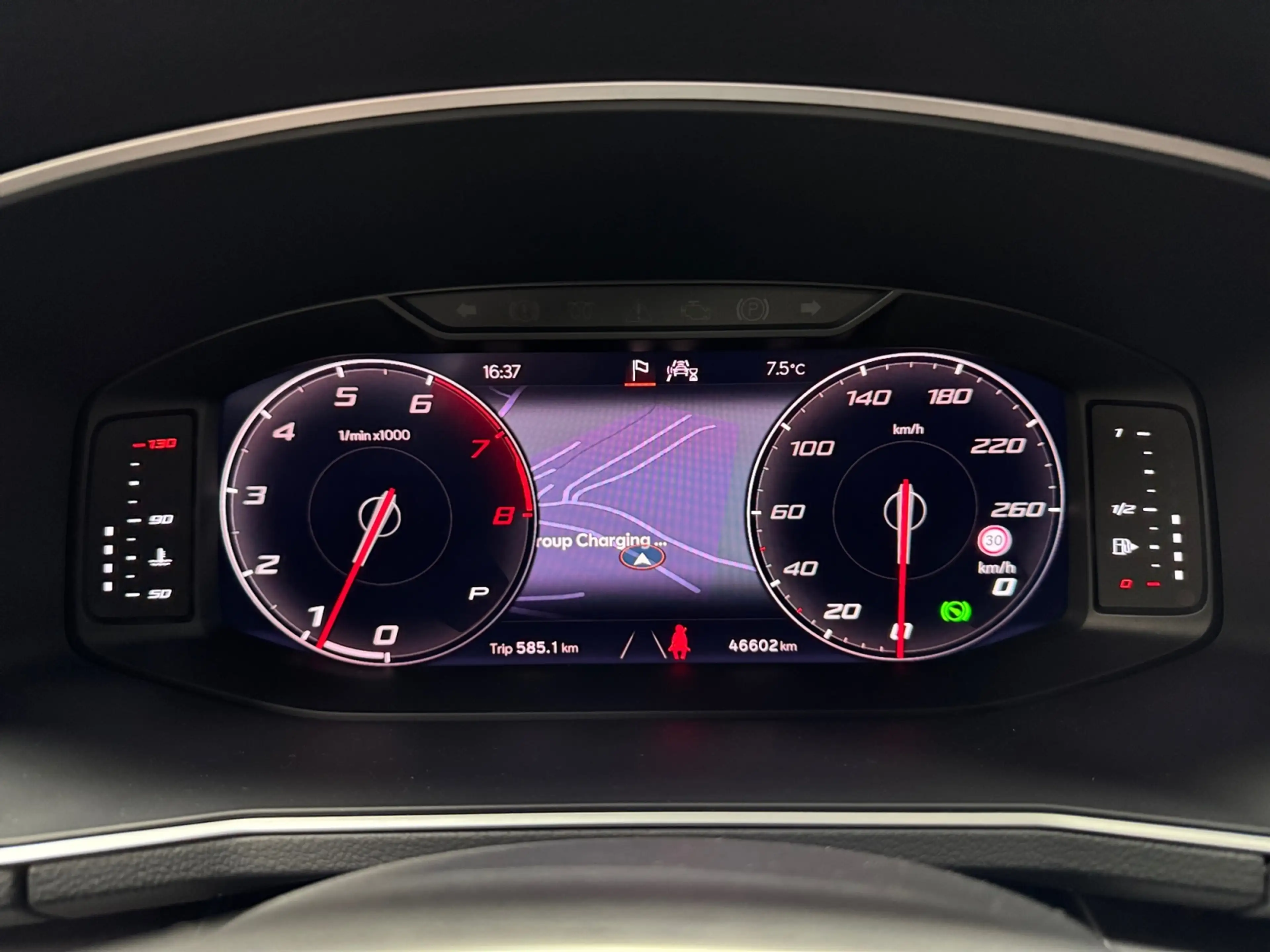 SEAT Tarraco 2.0 TSI DSG 4Drive FR AHK 7-Sitzer LED Navi SHZ — photo 13