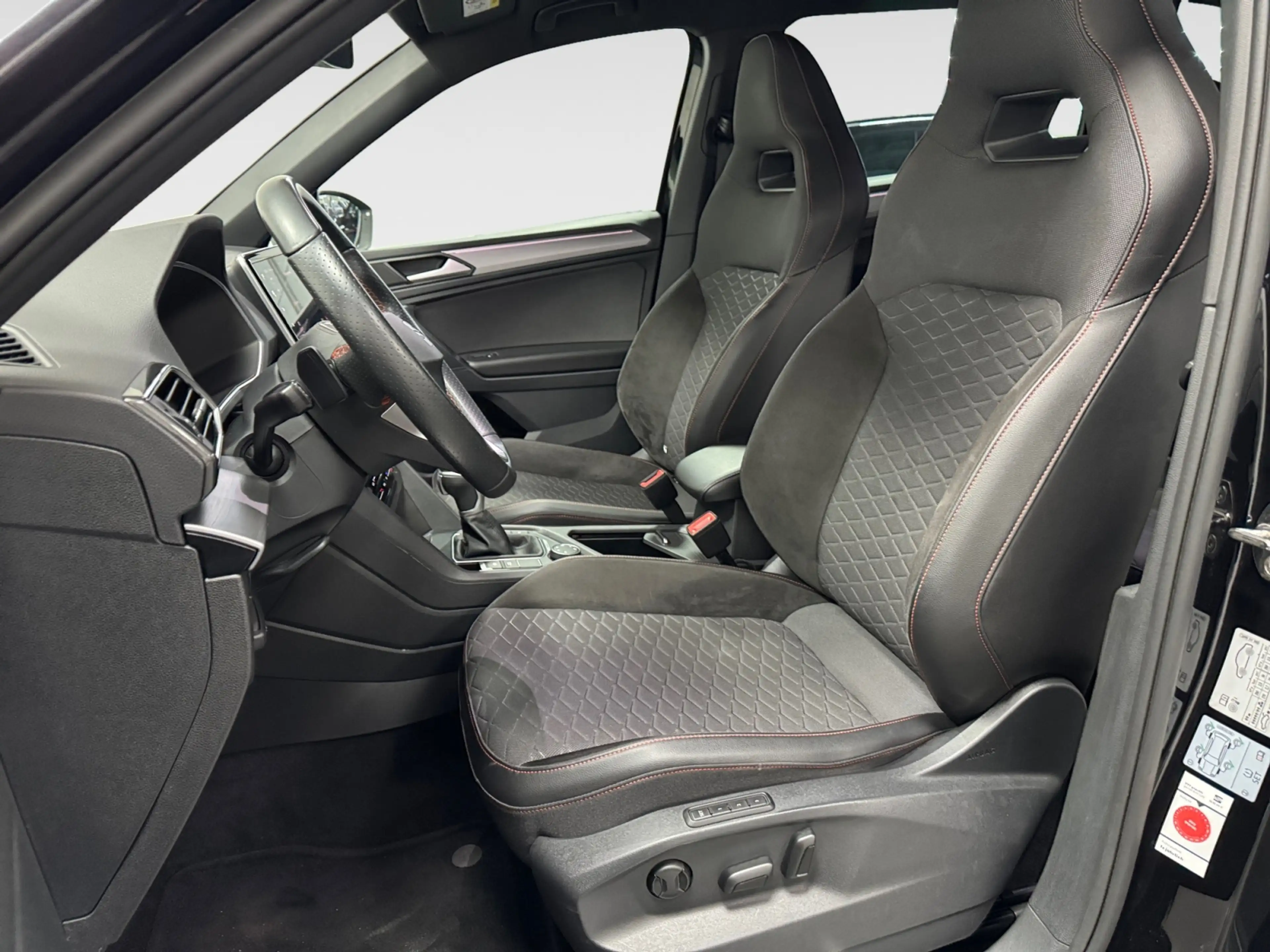 SEAT Tarraco 2.0 TSI DSG 4Drive FR AHK 7-Sitzer LED Navi SHZ — photo 8