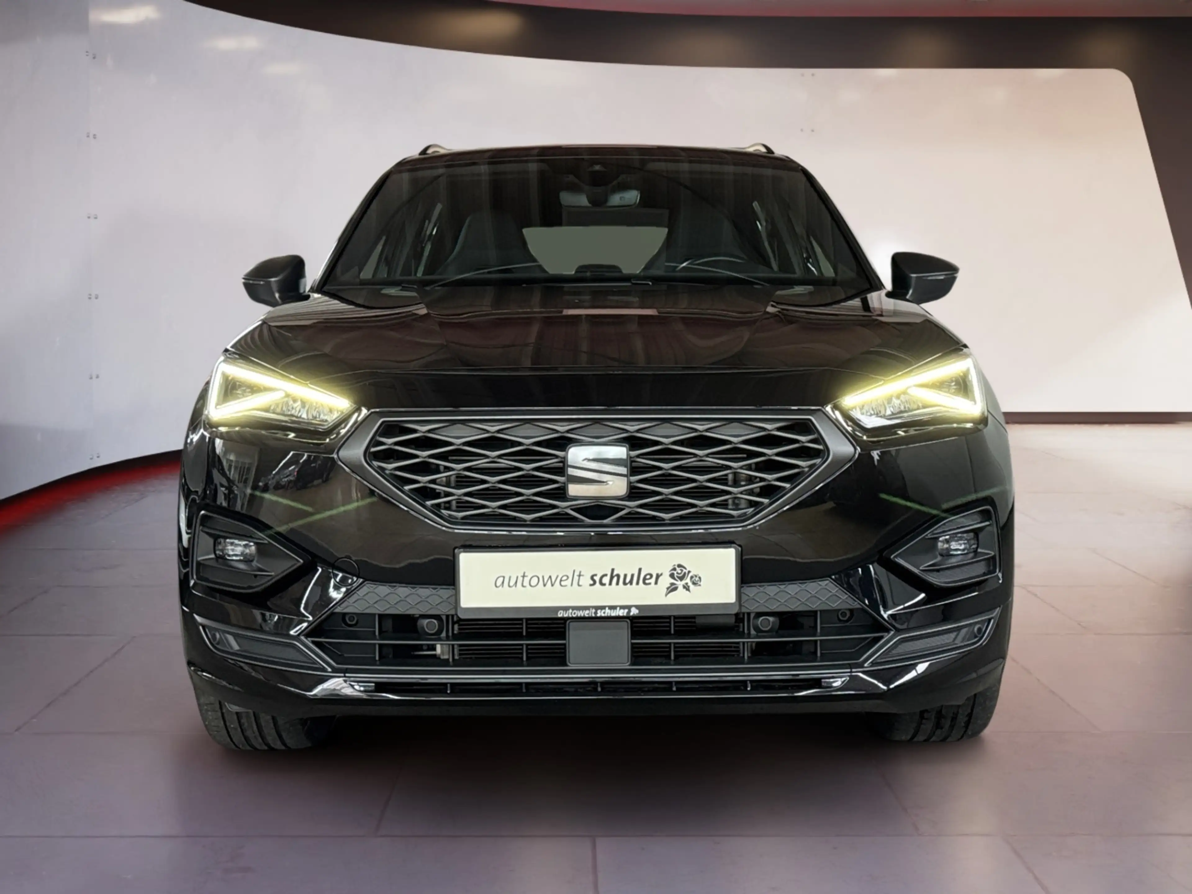 SEAT Tarraco 2.0 TSI DSG 4Drive FR AHK 7-Sitzer LED Navi SHZ — photo 6