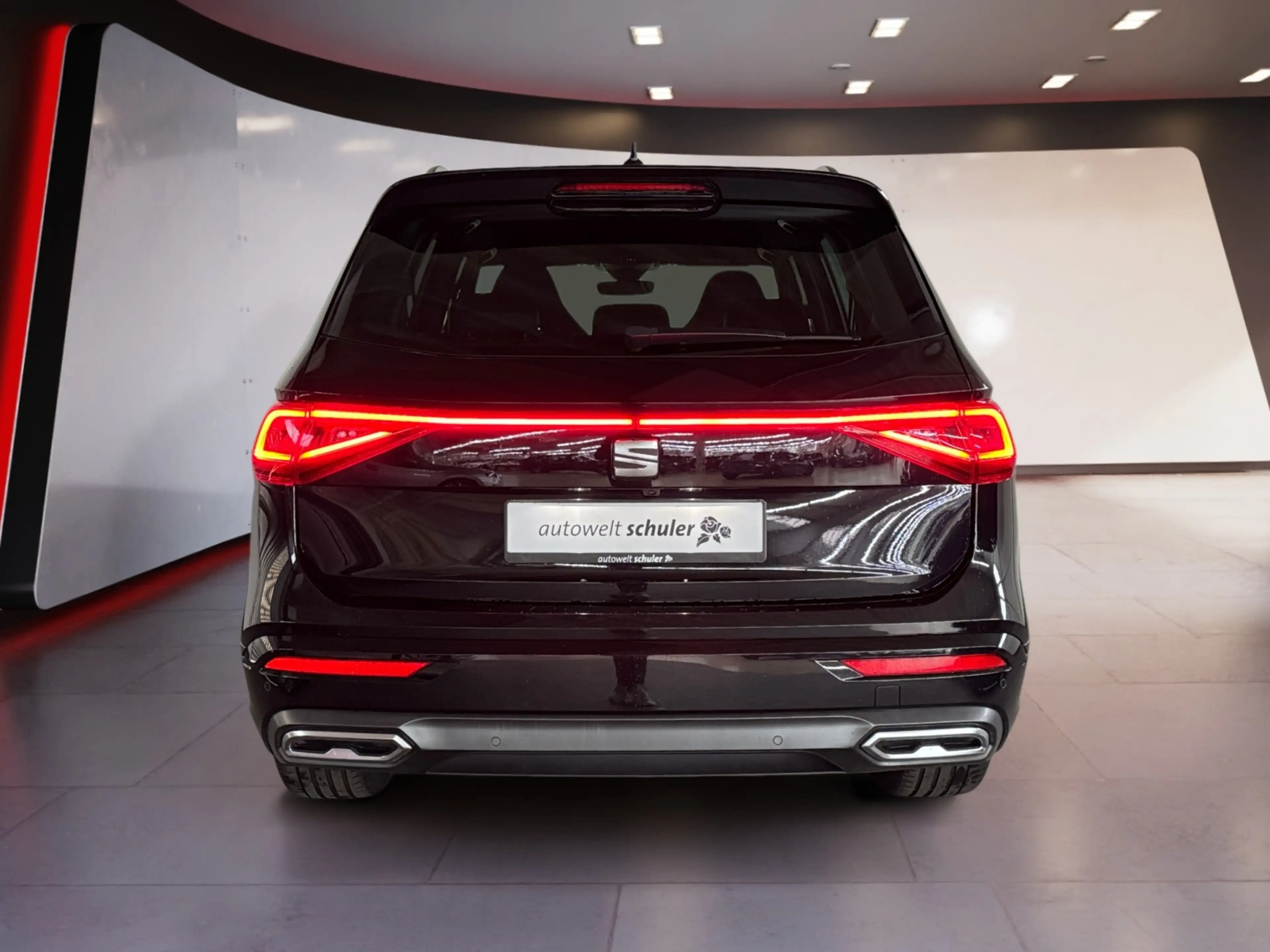 SEAT Tarraco 2.0 TSI DSG 4Drive FR AHK 7-Sitzer LED Navi SHZ — photo 5