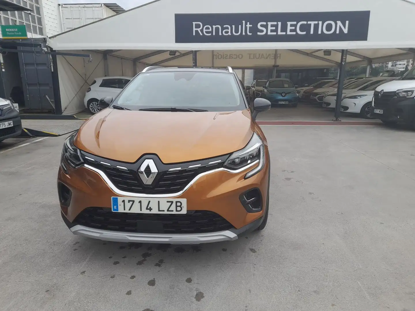 Renault Captur TCe Techno 67kW Oranžová - 1