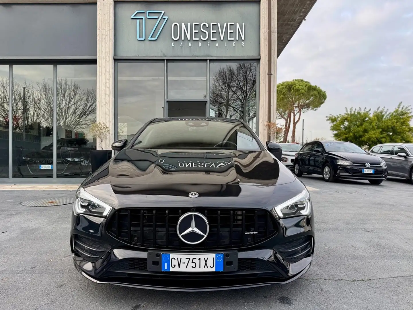 Mercedes-Benz CLA 220 Shooting Brake d Premium auto AMG Nero - 2