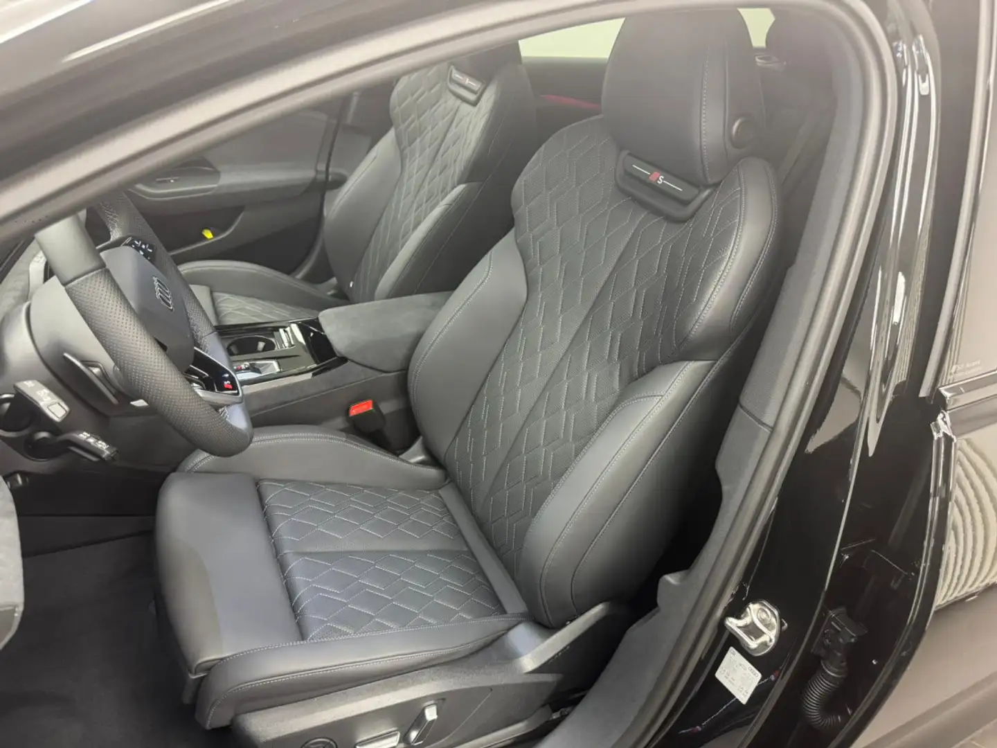 Audi S6 e-tron Avant quattro 503ch / 370kW Noir - 2