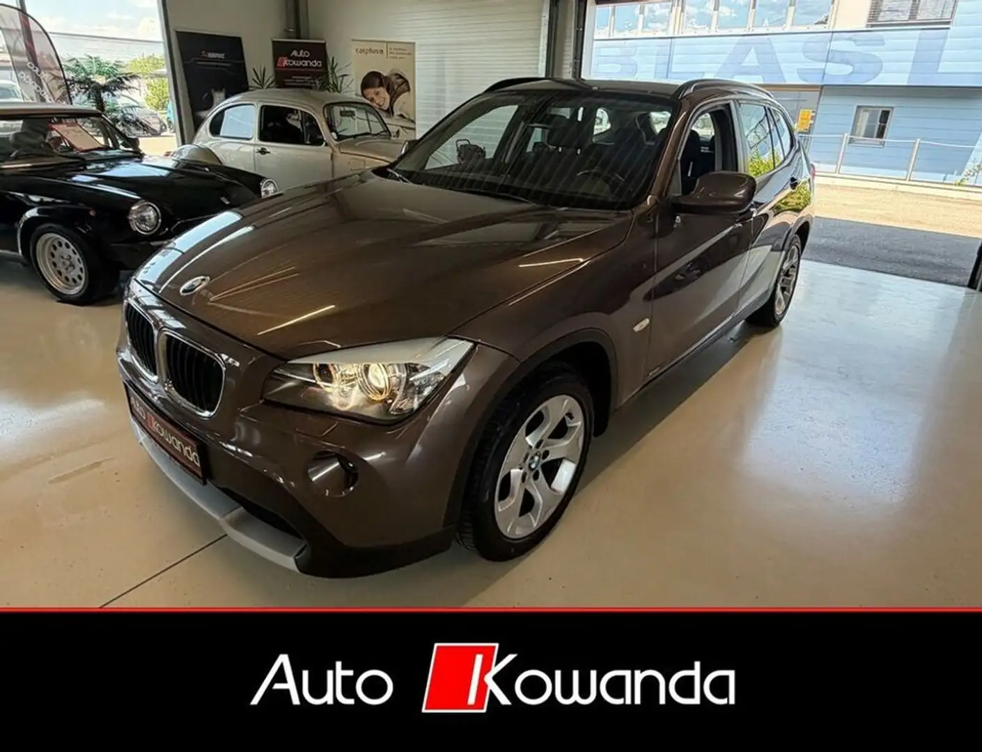 BMW X1 xDrive 18d Sport Automatik -1. Besitz Braun - 2