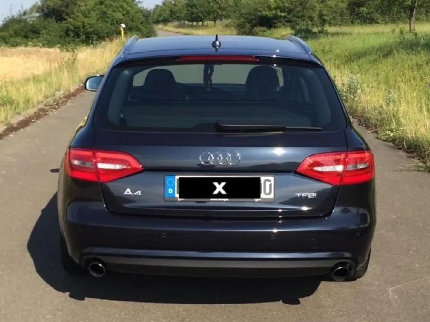 Audi A4 A4 Avant 1.8 TFSI S line Sportpaket Modrá - 2