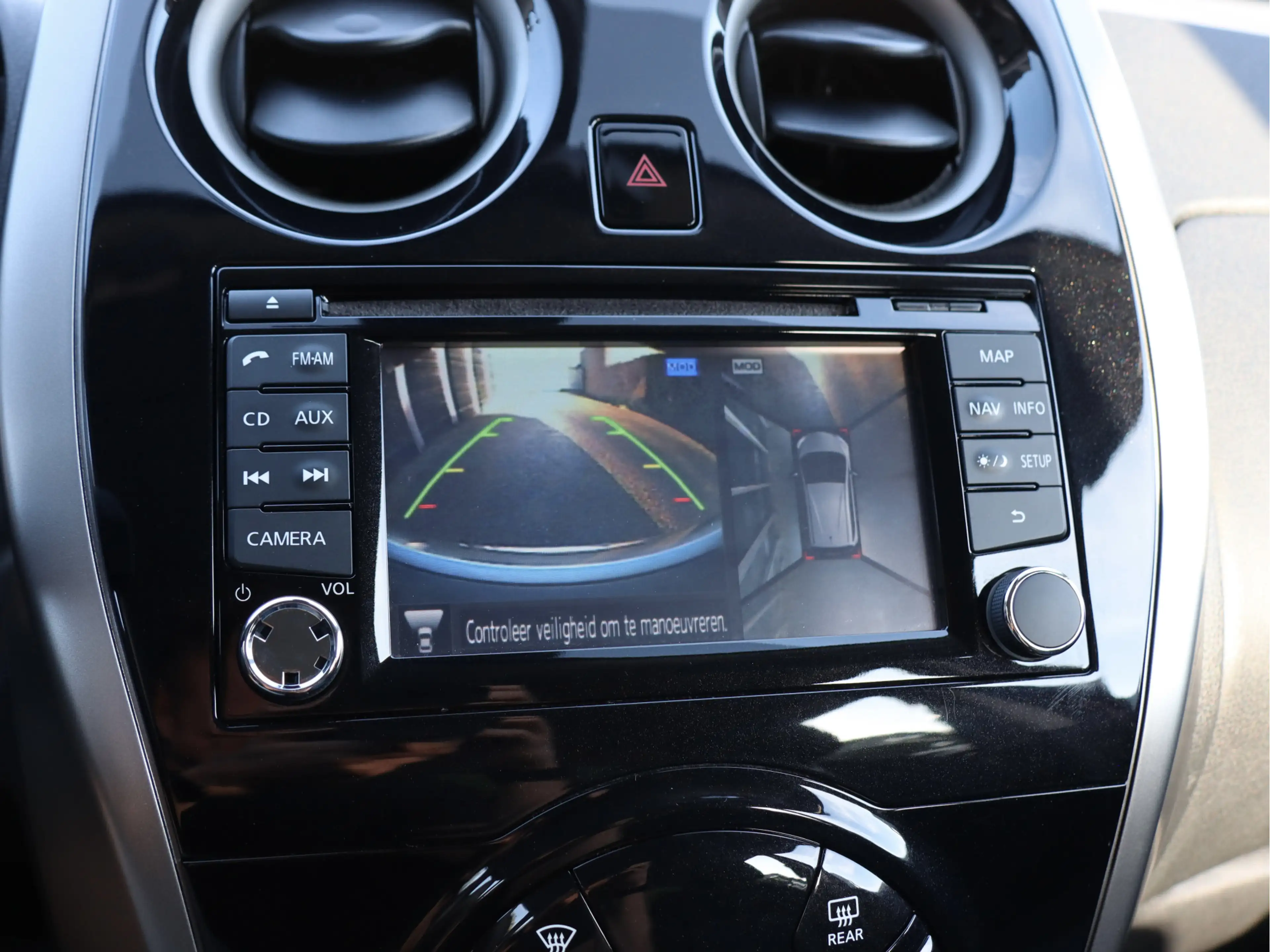 Nissan Note 1.2 Connect Edition navi | clima | dealer o.h. — photo 33