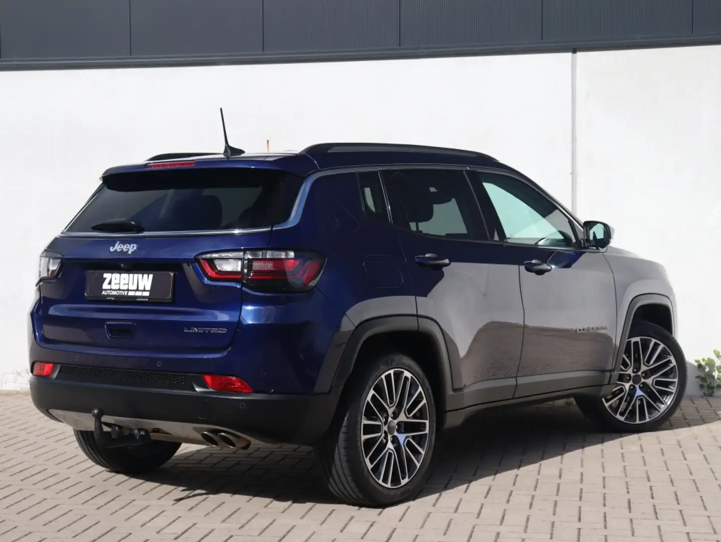 Jeep Compass 1.3 Turbo 130 PK Limited | Navi | Carplay | 360cam Blauw - 2