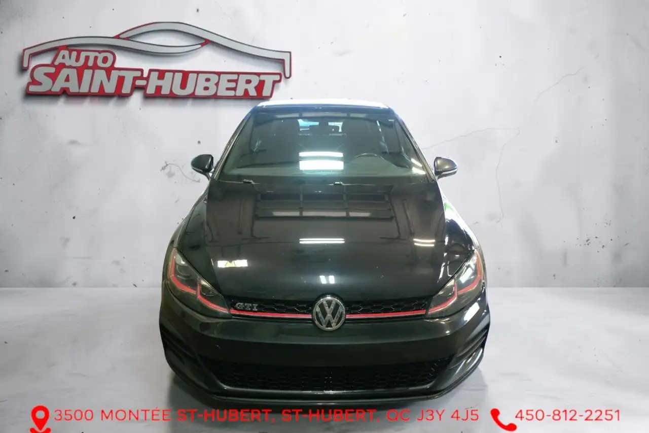 Volkswagen Golf GTI снимка Volkswagen Golf GTI