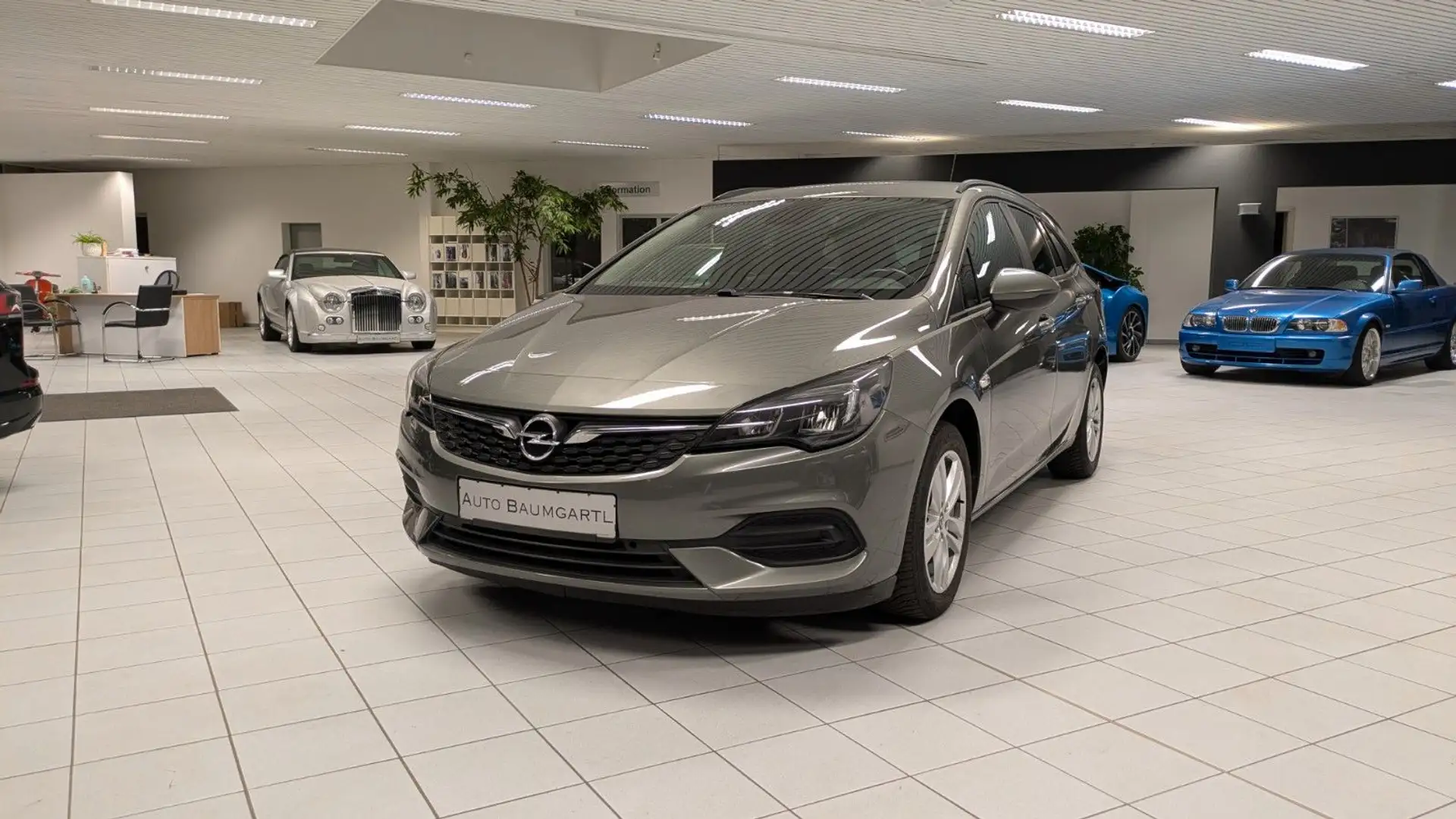 Opel Astra K SportsTourer Edition LED/PDC/SHZ/CarPlay Grau - 1