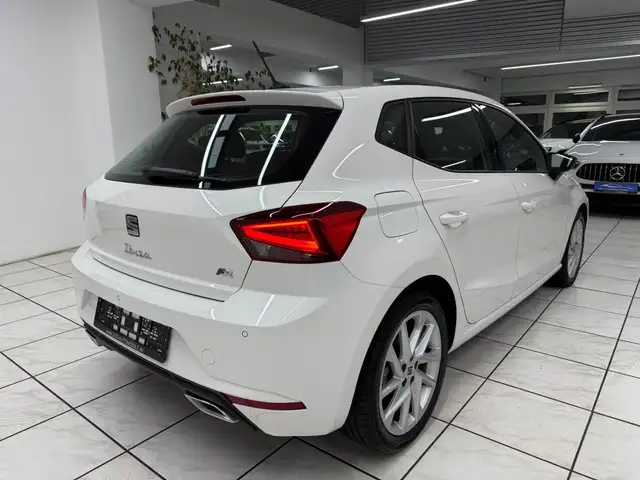 Seat Ibiza view 3