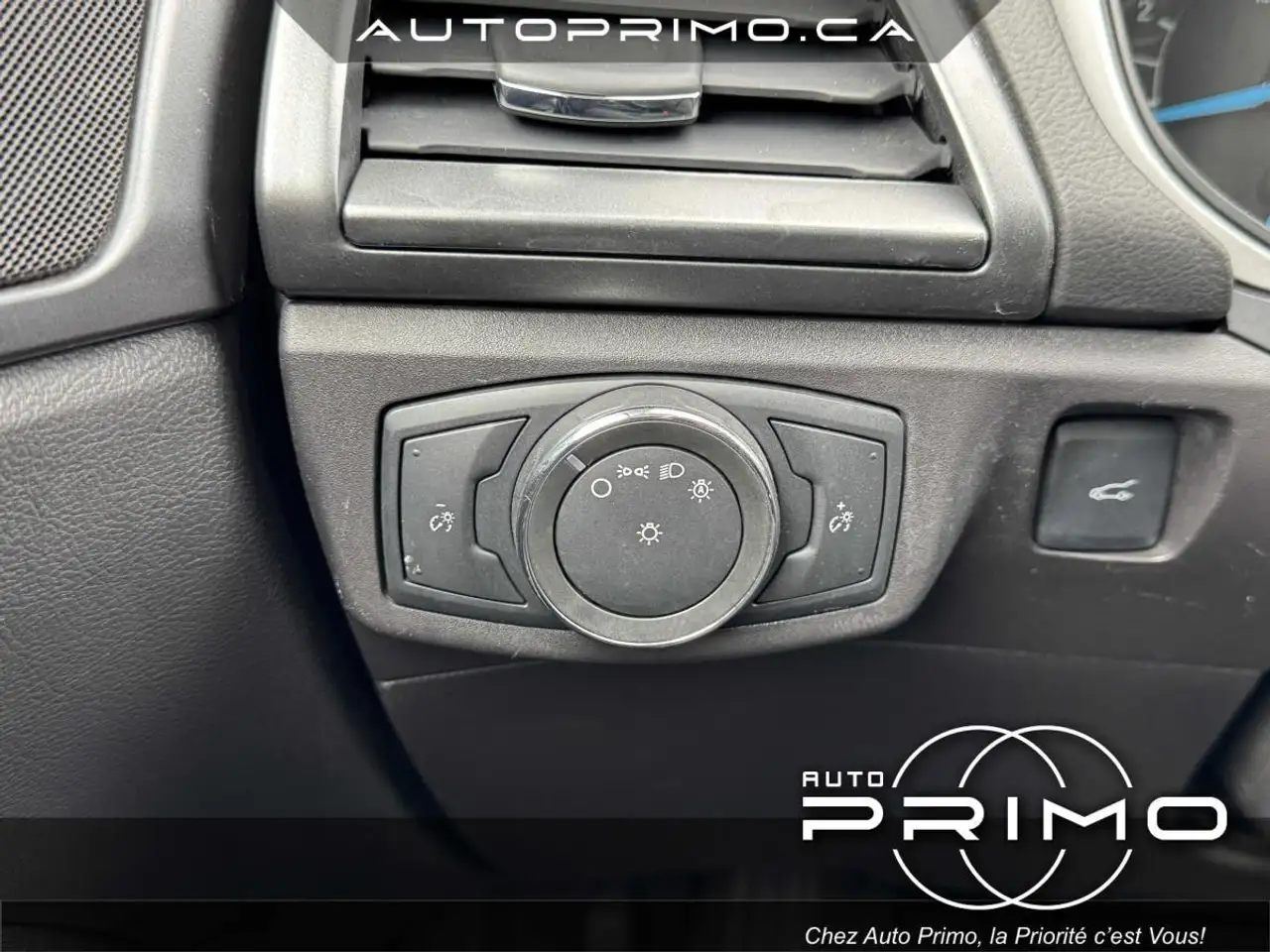 Ford Fusion снимка Ford Fusion
